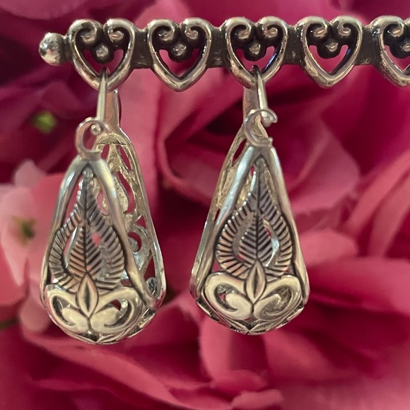 Silpada Sterling Silver Filigree Hoop Earrings P1844 - Picture 8 of 12